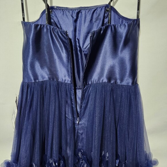 Speechless Navy Blue Formal Strapless A-line Dress with 3D Florals - Size 11 - Picture 3 of 13